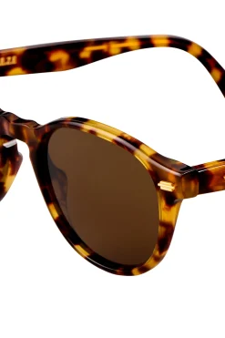 KIMEZE Miremba Sunglasses in Havana | Sunglasses